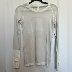 Lululemon Swiftly Tech Long Sleeve Crew in White size 6